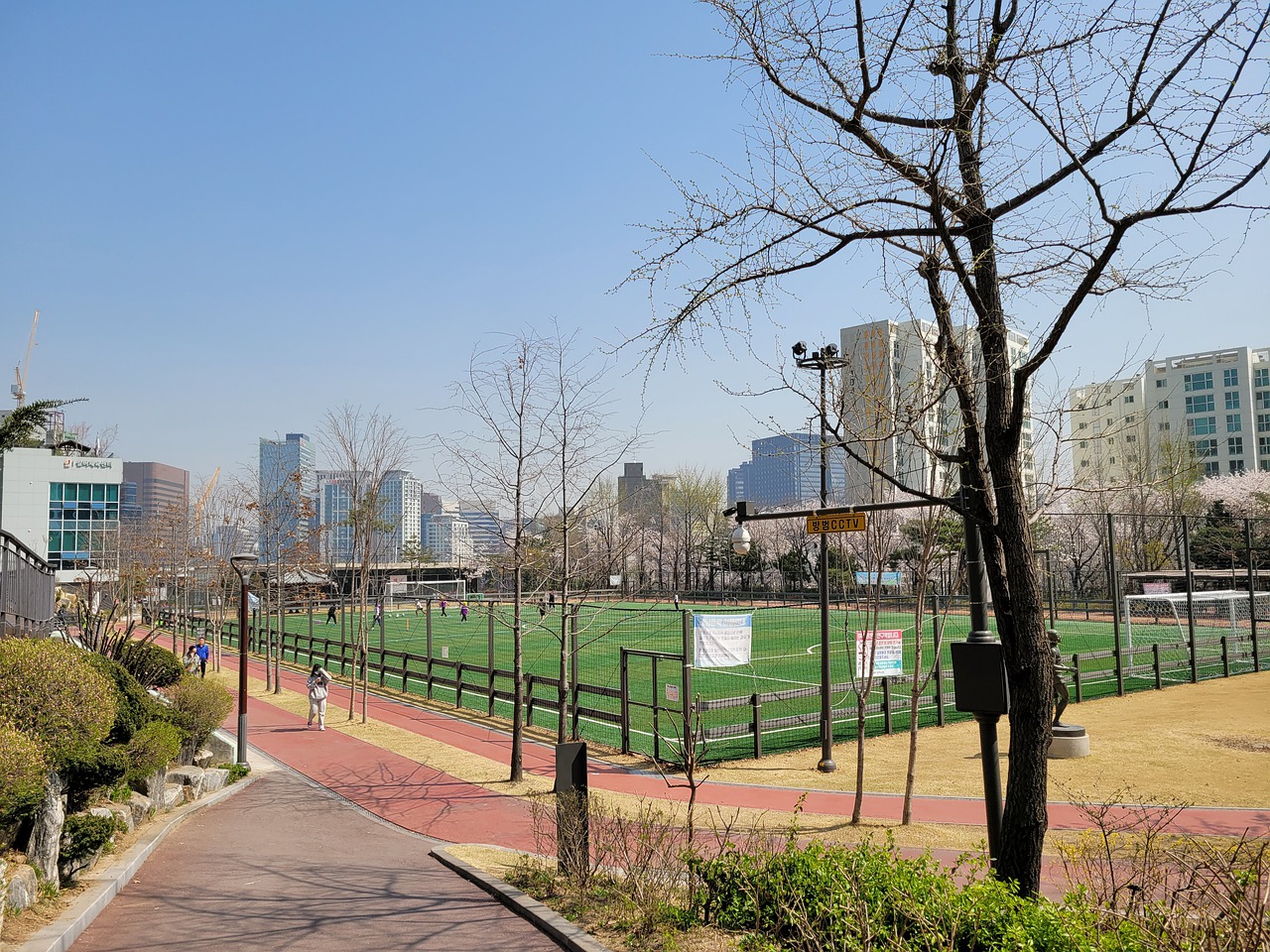 这是一个吸 这是一个吸